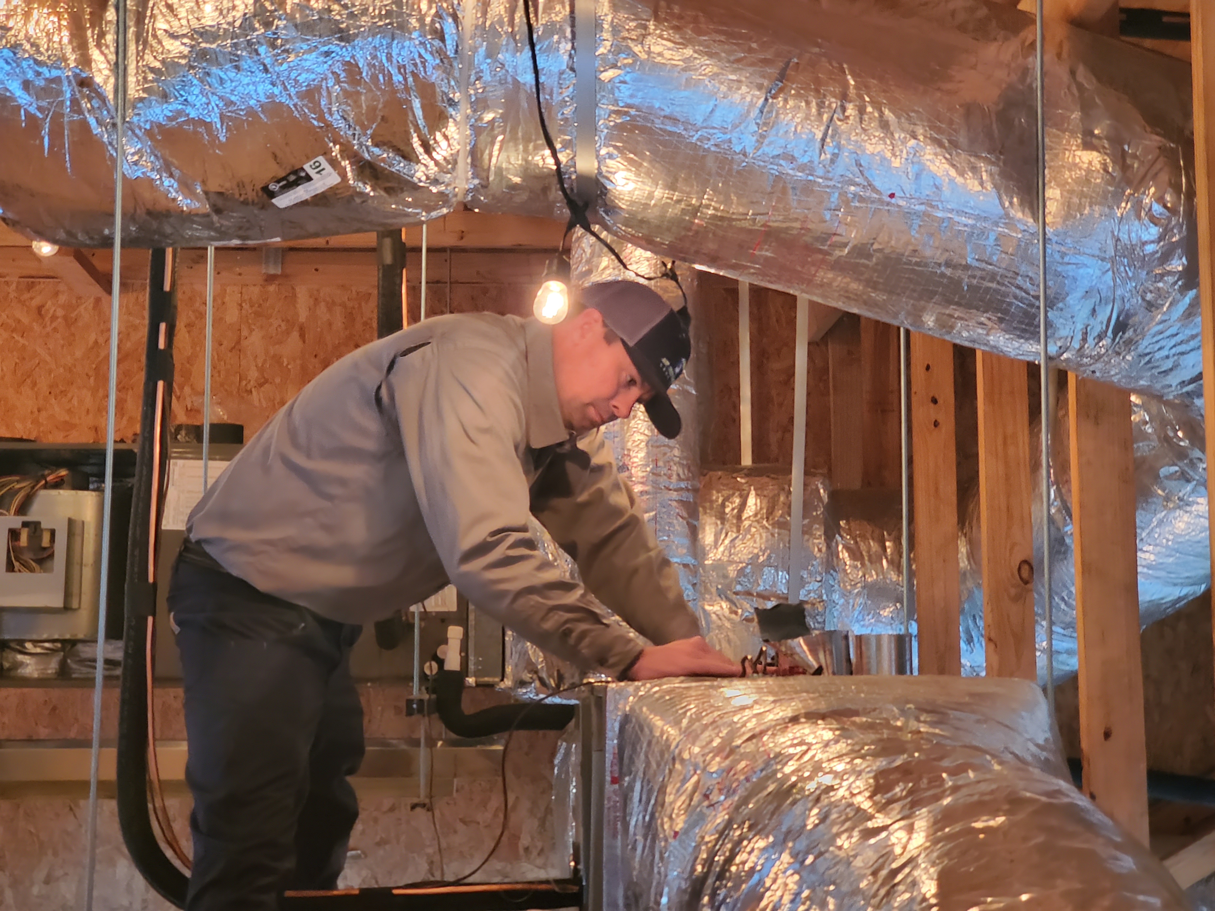Air Mechanical HVAC & Plumbing Services Ductwork Job